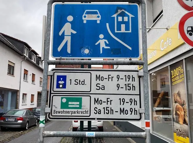 Апартаменты Hexenhaeuschen Dreieichenhain Драйайх