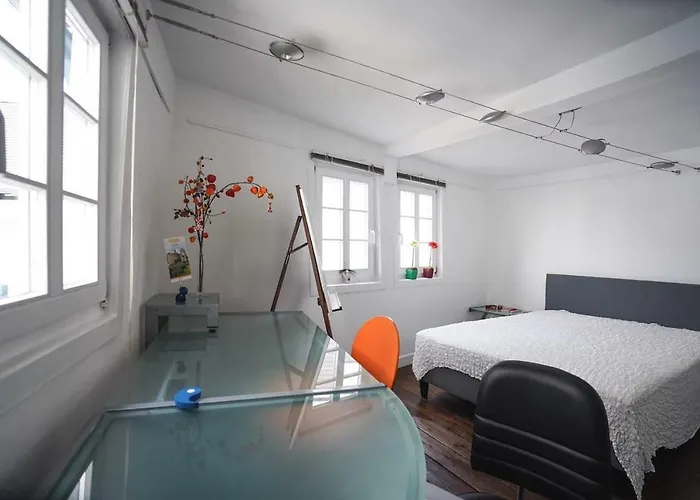 Апартаменты Hexenhaeuschen Dreieichenhain *